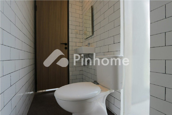 Rumah Dijual di Tamaruma Sawangan, Sawangan, Kota Depok, 2 KM, 2-4 KT, LT 84-258m², LB 58-146m² - 24
