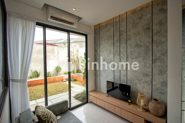 Rumah Dijual di Tamaruma Sawangan, Sawangan, Kota Depok, 2 KM, 2-4 KT, LT 84-258m², LB 58-146m² - 3