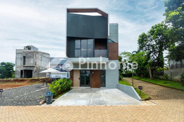 Rumah Dijual di New Abaya Village, Cisauk, Kab. Tangerang, 2 KM, 3-3 KT, LT 72-72m², LB 75-75m² - 10