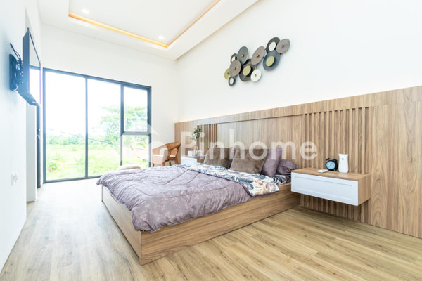 Rumah Dijual di New Abaya Village, Cisauk, Kab. Tangerang, 2 KM, 3-3 KT, LT 72-72m², LB 75-75m² - 23