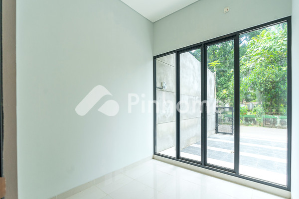 Rumah Dijual di The Agathis, Pancoran Mas, Kota Depok, 2 KM, 3-3 KT, LT 68-68m², LB 75-75m² - 10