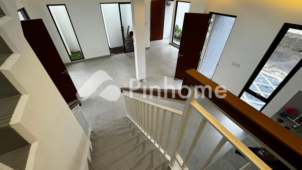 Rumah Dijual di One Cabe Residence, Pamulang, Kota Tangerang Selatan - 2