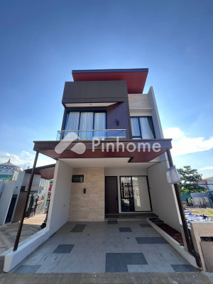 Rumah Dijual di ZenitParc Hill Cirendeu, Ciputat Timur, Kota Tangerang Selatan, 2 KM, 3-3 KT, LT 72-72m², LB 90-90m² - 1