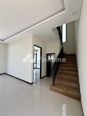 Rumah Dijual di Royal Cluster Exclusive, Karang Ploso (Karangploso), Kab. Malang - 1