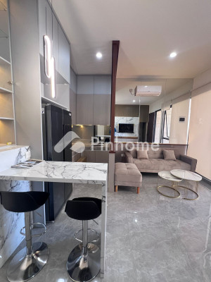 Rumah Dijual di ZenitParc Hill Cirendeu, Ciputat Timur, Kota Tangerang Selatan, 2 KM, 3-3 KT, LT 72-72m², LB 90-90m² - 2