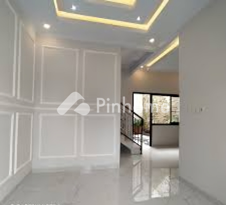 Rumah Dijual di Cluster Alom Permata, Martapura (Martapura Kota), Kab. Banjar, 2 KM, 3-3 KT, LT 200-200m², LB 60-60m² - 1