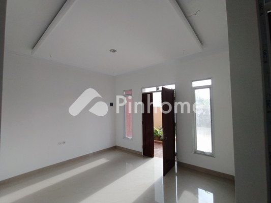 Rumah Dijual di Mini Cluster Curugan, Beji, Kota Depok, 2 KM, 3-3 KT, LT 89-89m², LB 100-100m² - 4