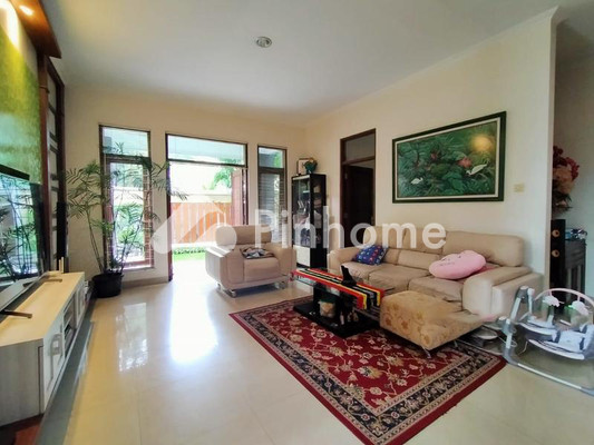 Rumah Dijual di Depok, Kab. Sleman, 4 KM, 5 KT, LT 376m², LB 376m² - 1