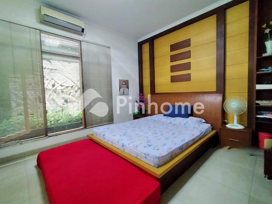Rumah Dijual di Depok, Kab. Sleman, 4 KM, 5 KT, LT 376m², LB 376m² - 3