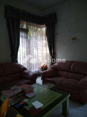 Rumah Dijual di Kalideres, Kota Jakarta Barat, 3 KM, 5 KT, LT 353m², LB 300m² - 1