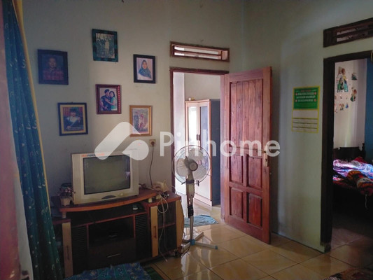 Rumah Dijual di Simpenan, Kab. Sukabumi, 2 KM, 3 KT, LT 400m², LB 72m² - 2