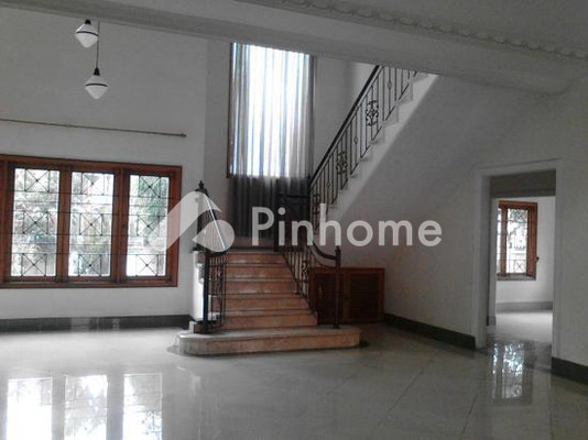 Rumah Dijual di Kebayoran Lama, Kota Jakarta Selatan, 5 KM, 5 KT, LT 508m², LB 750m² - 2