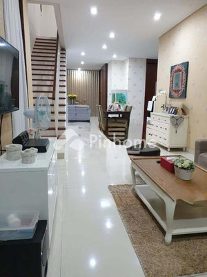 Rumah Dijual di Denpasar Barat, Kota Denpasar, 4 KM, 4 KT, LT 200m², LB 214m² - 2
