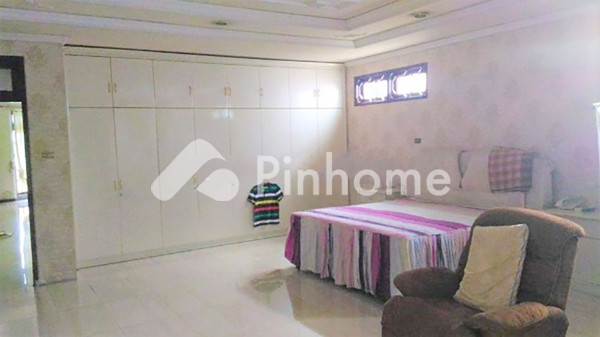 Rumah Dijual di Penjaringan, Kota Jakarta Utara, 4 KM, 5 KT, LT 360m², LB 480m² - 3