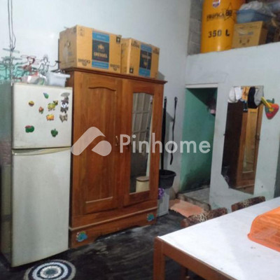 Rumah Dijual di Kepanjenkidul (Kepanjen Kidul), Kota Blitar, 1 KM, 2 KT, LT 135m², LB 80m² - 3