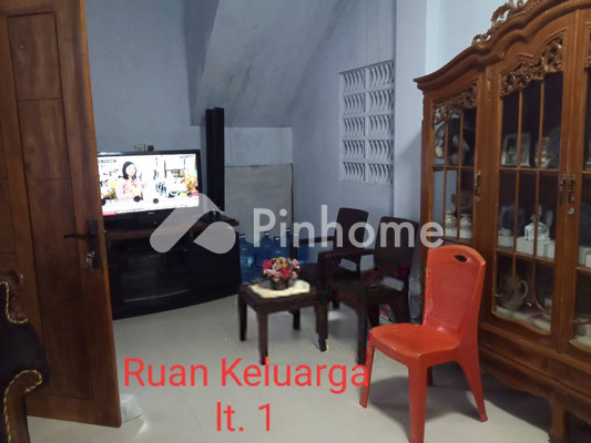 Rumah Dijual di Malalayang, Kota Manado, 4 KM, 13 KT, LT 208m², LB 216m² - 24