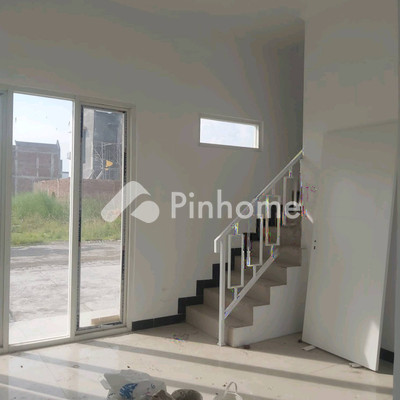 Rumah Dijual di Wonoasri, Kab. Madiun, 1 KM, 2 KT, LT 607m², LB 207m² - 8