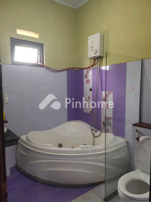 Rumah Dijual di Sukasari, Kota Bandung, 5 KM, 6 KT, LT 378m², LB 450m² - 7