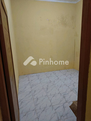 Sewa Rumah di Bekasi Barat, Kota Bekasi, 1 KM, 1 KT, LT 36m², LB 40m²
