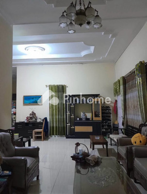 Rumah Dijual di Palu Selatan, Kota Palu, 4 KM, 5 KT, LT 410m², LB 270m² - 3