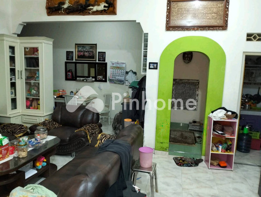 Rumah Dijual di Mertoyudan, Kab. Magelang, 1 KM, 3 KT, LT 137m², LB 135m² - 6