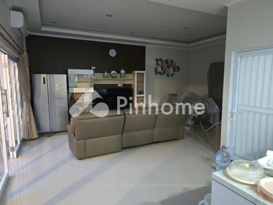 Rumah Dijual di Denpasar Selatan, Kota Denpasar, 4 KM, 3 KT, LT 200m², LB 250m² - 8