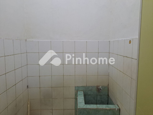 Rumah Dijual di Telukjambe Timur, Kab. Karawang, 2 KM, 4 KT, LT 180m², LB 120m² - 7