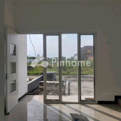 Rumah Dijual di Wonoasri, Kab. Madiun, 1 KM, 2 KT, LT 607m², LB 207m² - 10