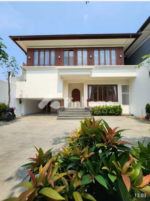 Rumah Dijual di Cilandak, Kota Jakarta Selatan, 5 KM, 6 KT, LT 600m², LB 750m²