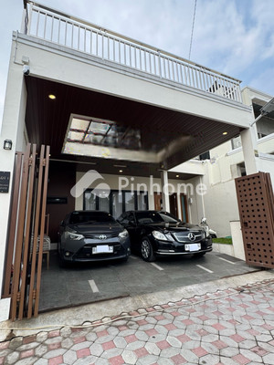Rumah Dijual di Ngaglik, Kab. Sleman, 4 KM, 4 KT, LT 123m², LB 140m² - 1