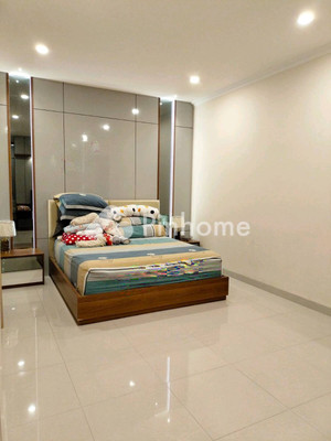 Rumah Dijual di Rappocini, Kota Makassar, 5 KM, 4 KT, LT 144m², LB 165m² - 3