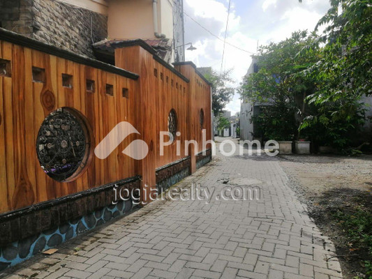 Rumah Dijual di Mlati, Kab. Sleman, 2 KM, 3 KT, LT 250m², LB 174m²