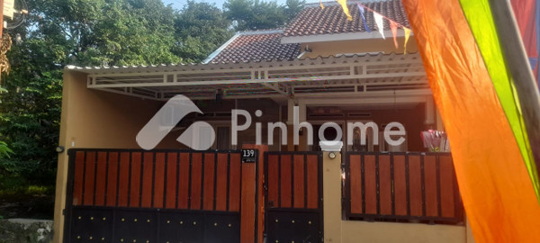 Rumah Dijual di Pancoran Mas, Kota Depok, 2 KM, 2 KT, LT 93m², LB 93m²
