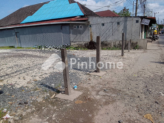 Rumah Dijual di Banjarmasin Selatan, Kota Banjarmasin, 2 KM, 3 KT, LT 230m², LB 230m² - 2