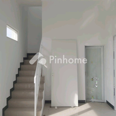 Rumah Dijual di Wonoasri, Kab. Madiun, 1 KM, 2 KT, LT 607m², LB 207m² - 6