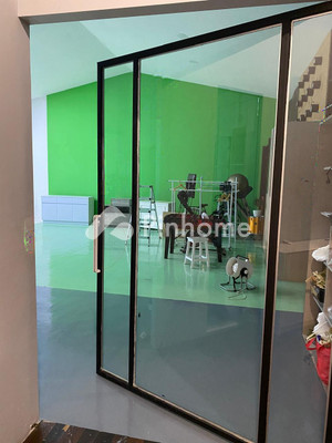 Ruko Dijual di Tanjung Priok, Kota Jakarta Utara, 3 KM, LB 1100m² - 1