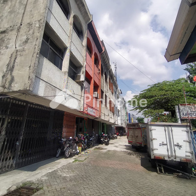 Ruko Dijual di Kemayoran, Kota Jakarta Pusat, 3 KM, LB 180m² - 2