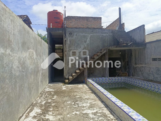 Rumah Dijual di Kumai, Kab. Kotawaringin Barat, 3 KM, 4 KT, LT 590m², LB 500m² - 2