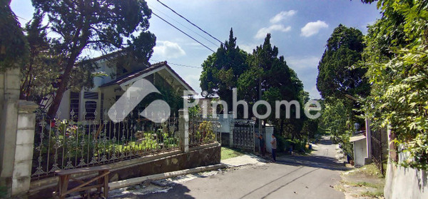 Rumah Dijual di Sukajadi, Kota Bandung, 3 KM, LT 420m², LB 250m² - 1