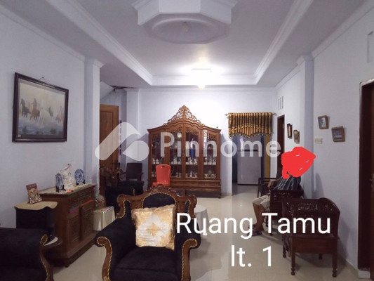 Rumah Dijual di Malalayang, Kota Manado, 4 KM, 13 KT, LT 208m², LB 216m² - 4