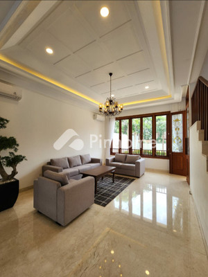 Rumah Dijual di Cilandak, Kota Jakarta Selatan, 5 KM, 6 KT, LT 600m², LB 750m² - 1
