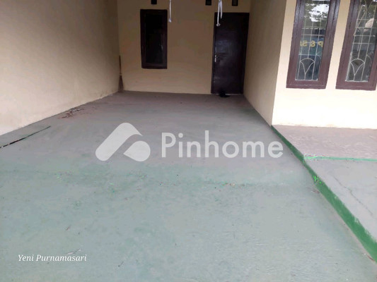 Rumah Dijual di Telukjambe Timur, Kab. Karawang, 2 KM, 4 KT, LT 180m², LB 120m² - 12