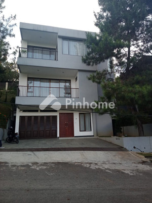 Rumah Dijual di Bebesen, Kab. Aceh Tengah, 5 KM, 4 KT, LT 203m², LB 450m²