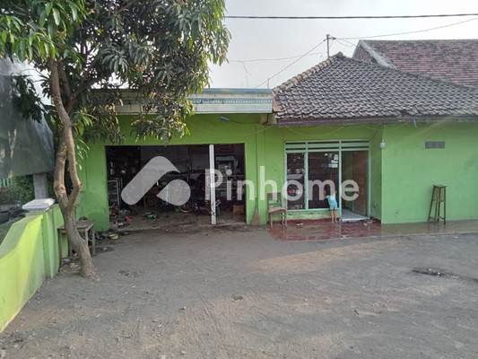Rumah Dijual di Rejoso, Kab. Pasuruan, 2 KM, 3 KT, LT 278m², LB 168m²