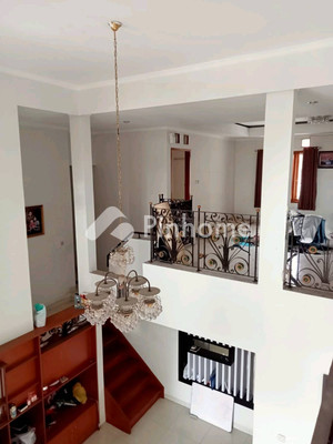Rumah Dijual di Sukajadi, Kota Bandung, 4 KT, LT 250m², LB 180m² - 5