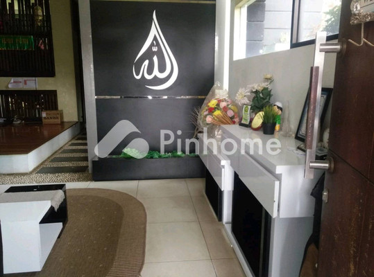Rumah Dijual di Sukasari, Kota Bandung, 5 KM, 6 KT, LT 378m², LB 450m² - 3