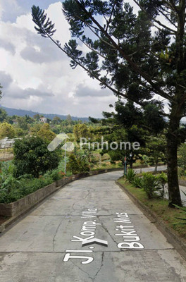 Rumah Dijual di Cipanas, Kab. Cianjur, 2 KM, 3 KT, LT 180m², LB 180m²