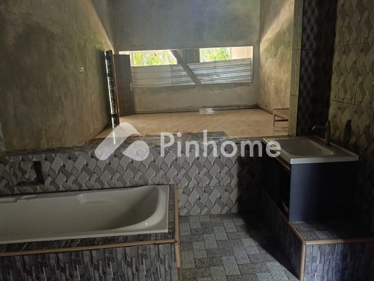 Rumah Dijual di Kumai, Kab. Kotawaringin Barat, 3 KM, 4 KT, LT 590m², LB 500m² - 14