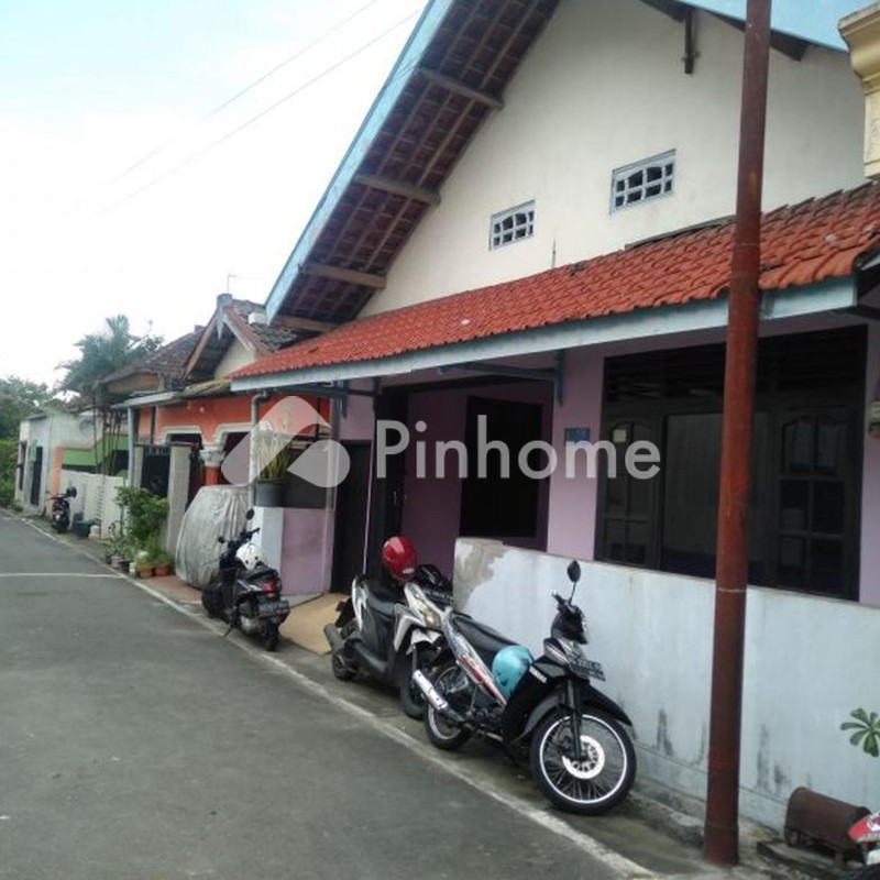 dijual rumah jarang ada di bendo - 1