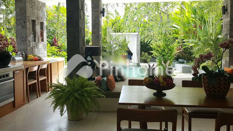 dijual rumah lingkungan nyaman dan asri di jl  intan permai  kerobokan - 2
